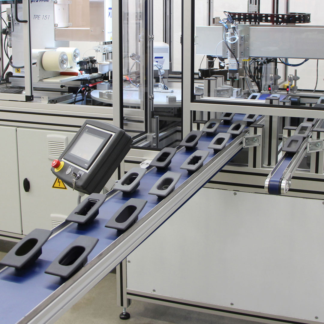 Unloading of parts after printing